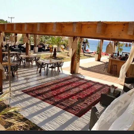 Sea & Stone Villas Koundouros